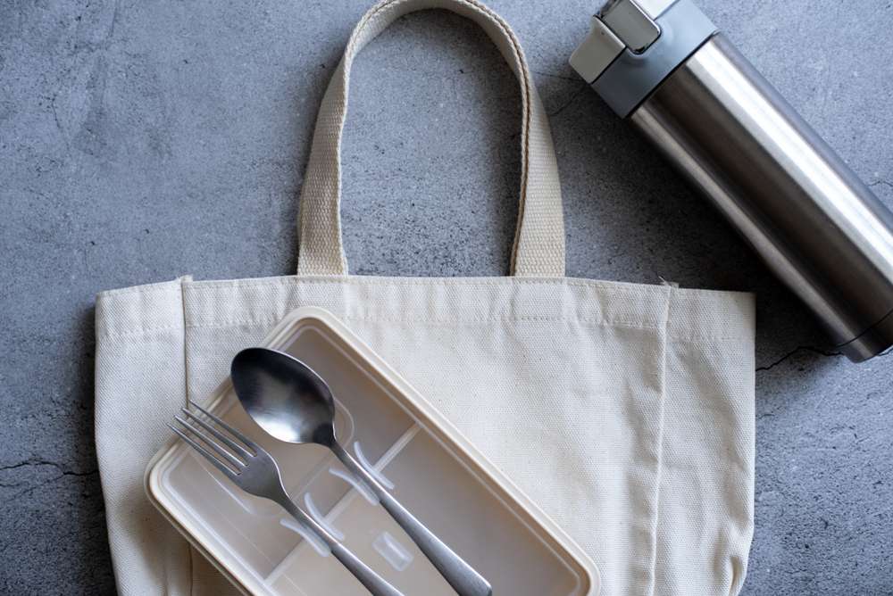 Bakteri Ada di Mana-Mana Termasuk Lingkungan Kerja, Yuk Lindungi Diri!