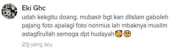 Di Islam tidak boleh pajang foto.