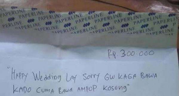 Biar kosong yang penting niatnya mau kasih segini.