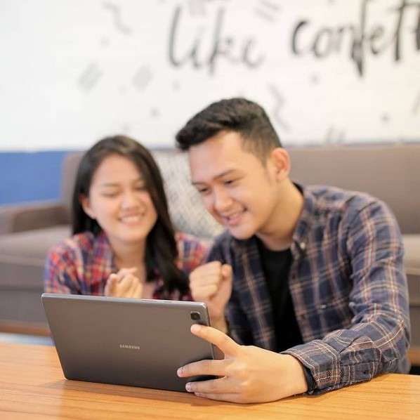 Alternatif Pengganti Laptop untuk Meeting dan Belajar Online yang Makin Asyik