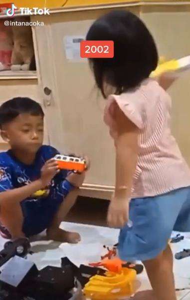 Video lama dari tahun 2002.