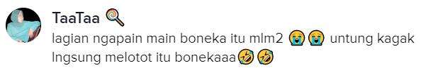 Bikin serem, main boneka malem-malem.