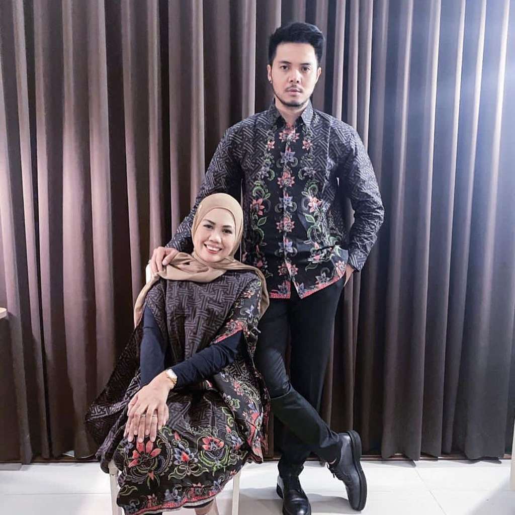 Elly Sugigi dan Aher