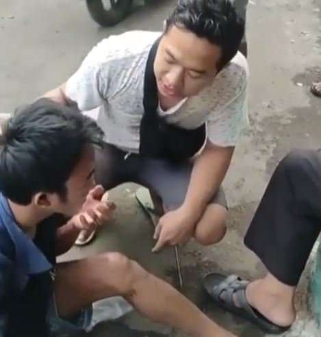 Maling Diberi Makan Maling Diberi Makan