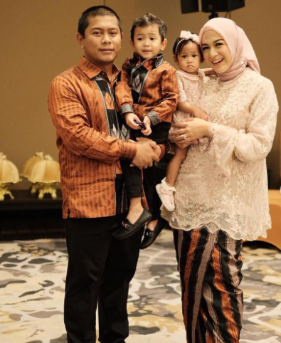 Pasangan artis