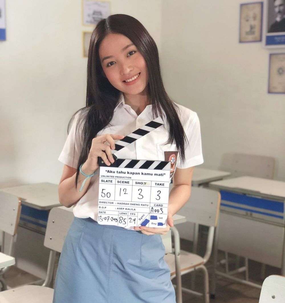 Seleb gunakan seragam SMA