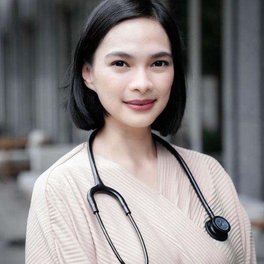 Seleb berprofesi dokter