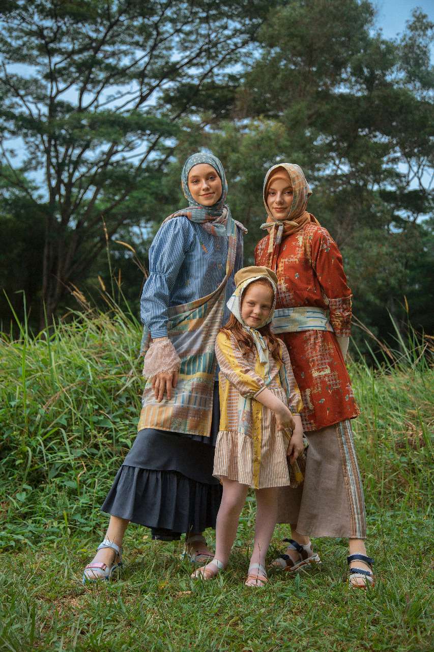 Virtual RiaMiranda Annual Trunk Show