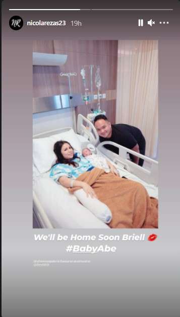 Momo Geisha melahirkan