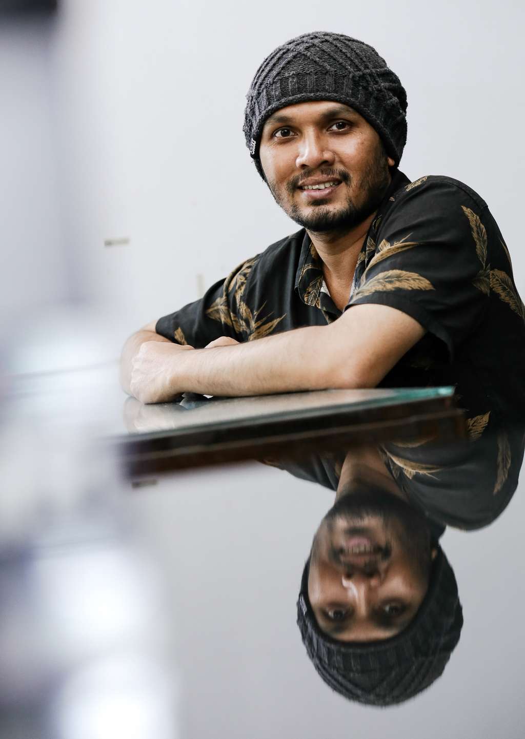 Hanan Attaki by Deki Prayoga
