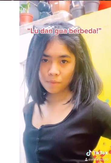 Alifa Lubis mantan artis cilik