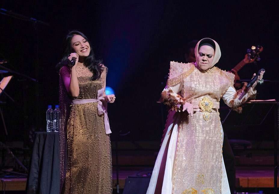 Afifah Yusuf & Hetty Koes Endang