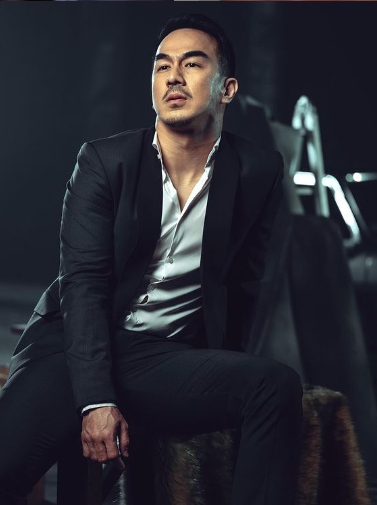 Artis Bermain Film Hollywood