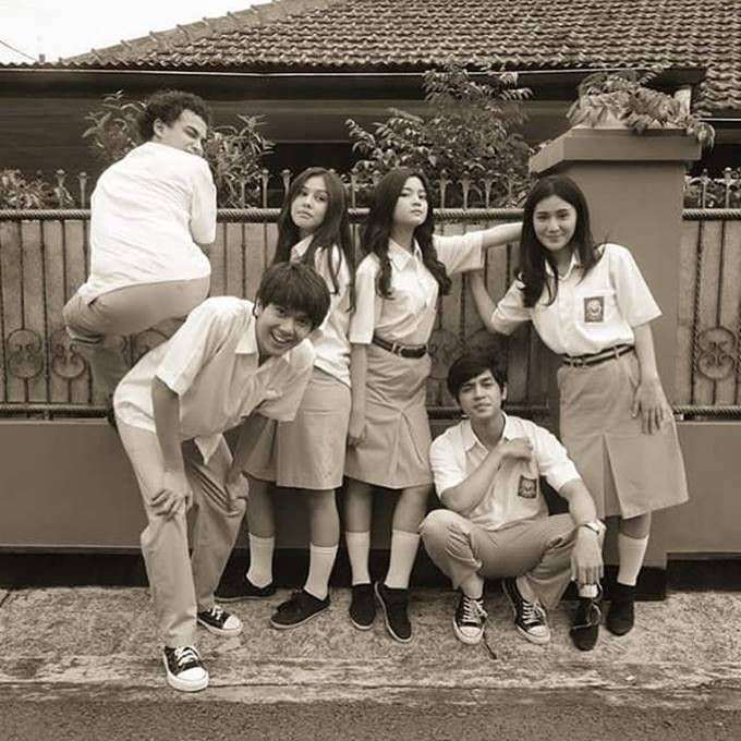 Gaya 90an