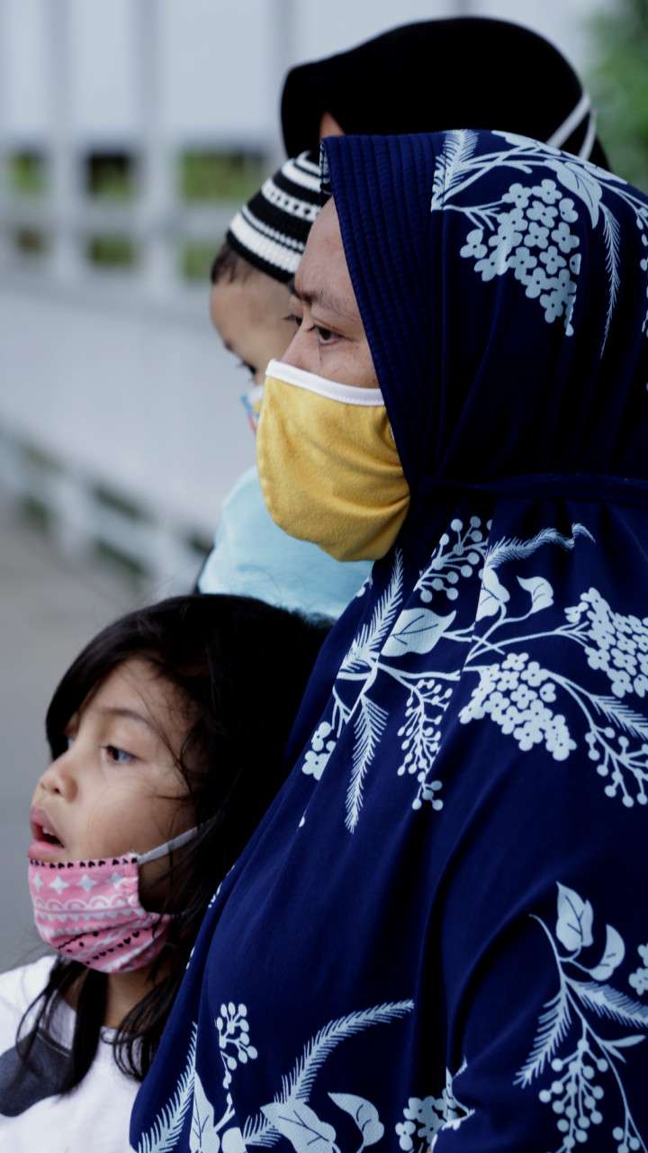 picture first warga melihat iring-iringan jenazah syeh ali jaber (by deki prayoga)