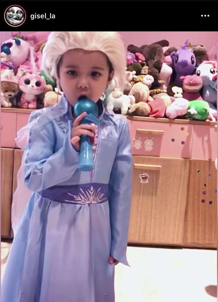 Unggahan Gisella Anastasia