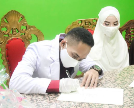 Istri Zulfani Pasha