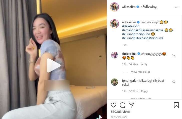 Wika Salim main Tik Tok