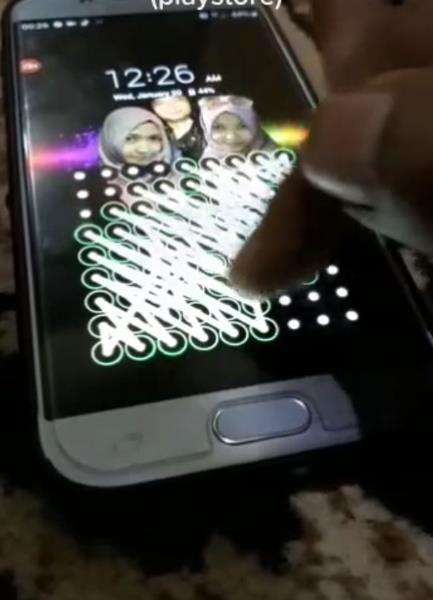 Pacar auto ngambek nunggu balesan kalo gini caranya. Pacar auto ngambek nunggu balesan kalo gini caranya.