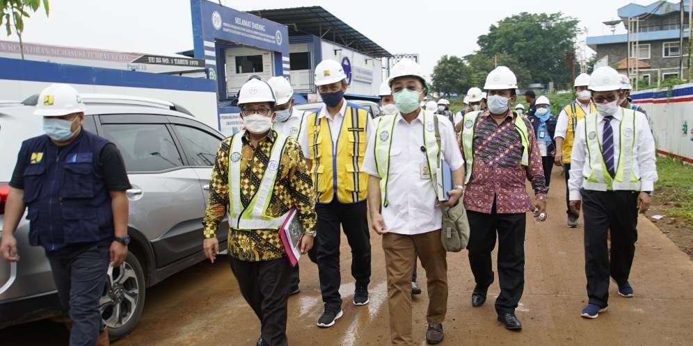 Peninjauan pembangunan kampus UIII