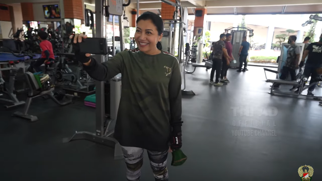 Ibu Hetty Andika Perkasa