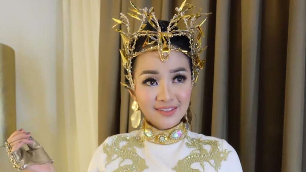 Fitri Carlina