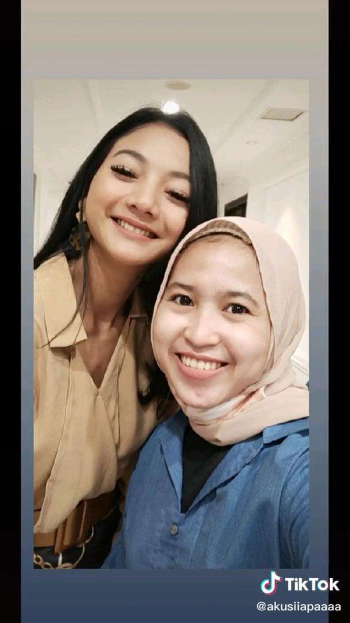 Nadia viral di Tik Tok Nadia viral di Tik Tok