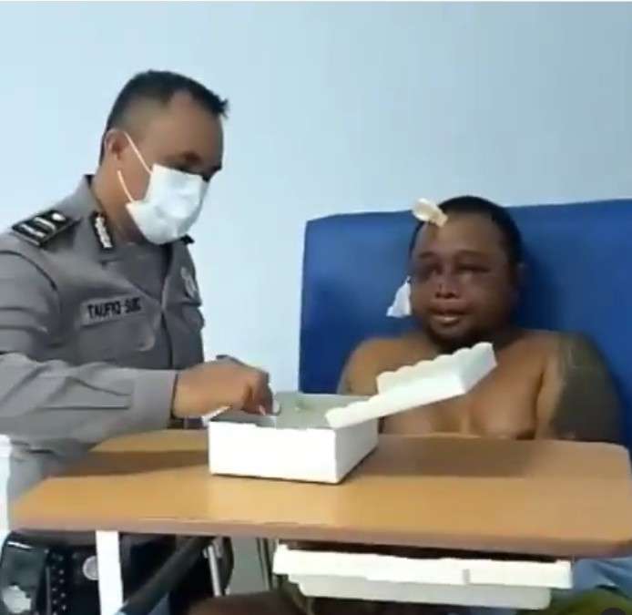 Preman disuapi