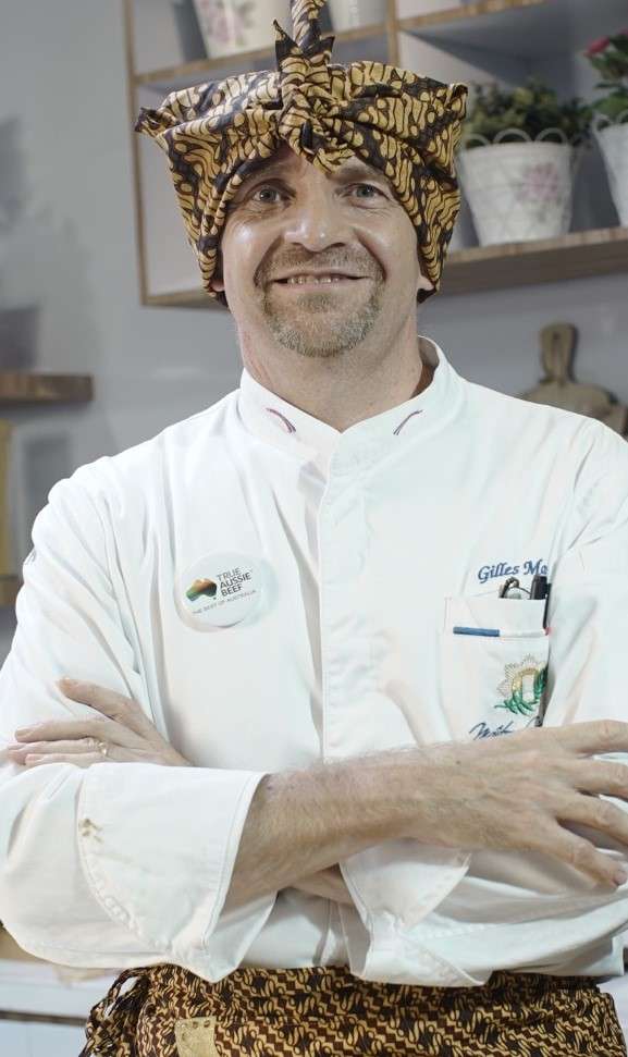 Gaya Chef Gilles Marx Masak Sate Maranggi, Spesial di Indonesian Meat Cuisine