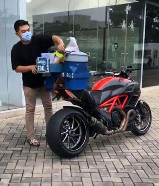 Tetap bersyukur meski hari itu cuma laku tiga piring.