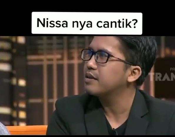ayus
