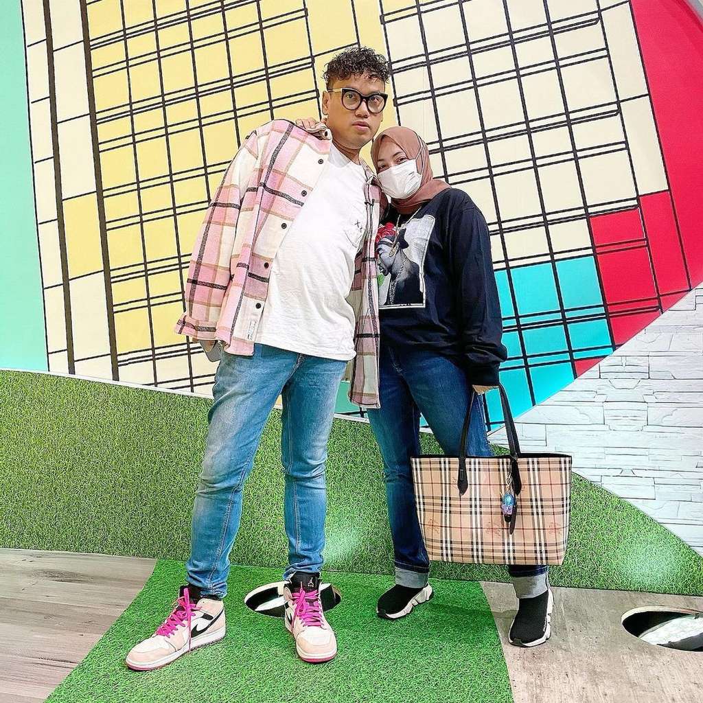 Uya kuya dan Astrid