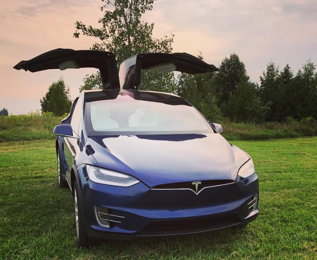 Koleksi Mobil Elon Musk