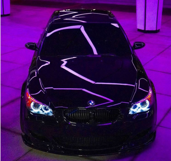 Koleksi Mobil Elon Musk