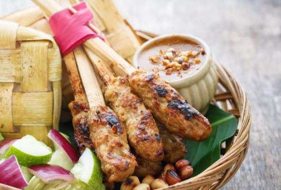 Sate lilit