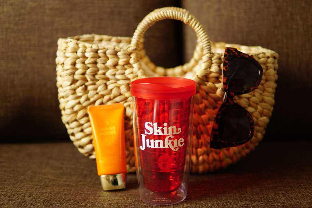Review Skin Junkie