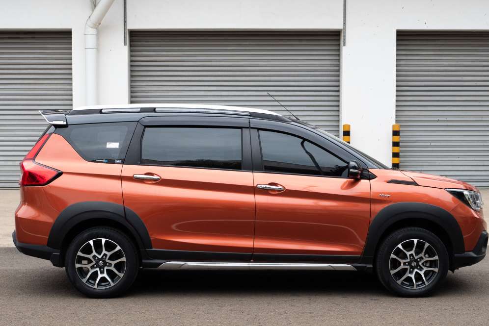 Suzuki XL7