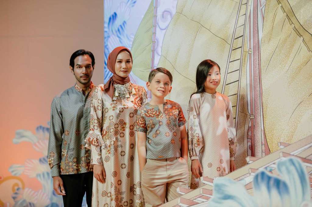 Family Set Wearing Klamby
