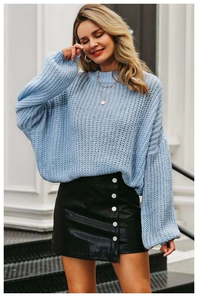 Rok kulit & oversized sweater