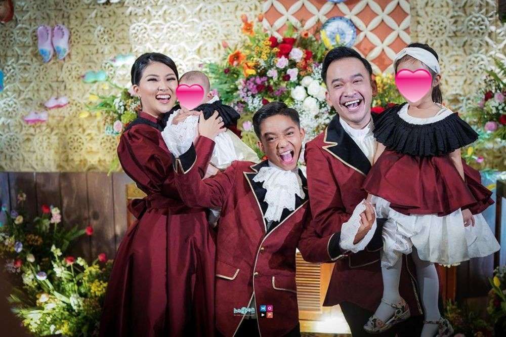 Potret Keluarga Seleb