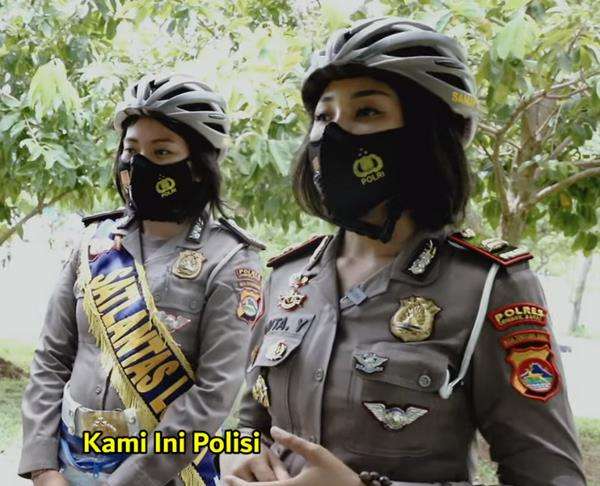 Dijawab pakai bahasa Mandarin, dua pelaku bingung.