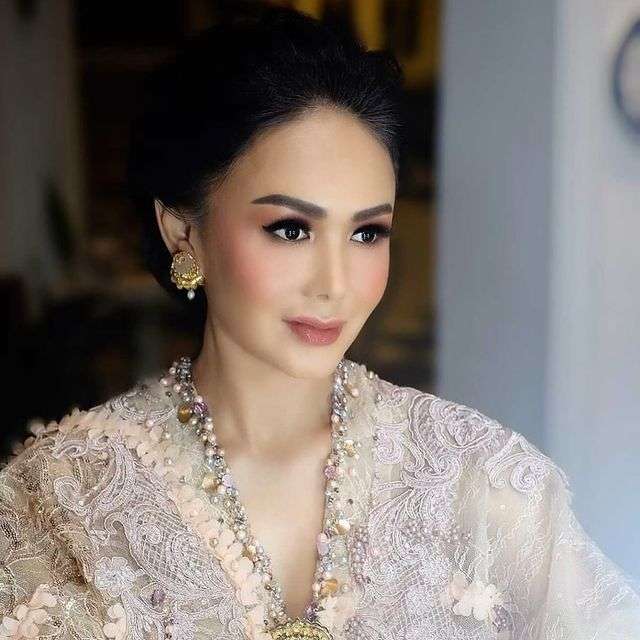 Yuni Shara