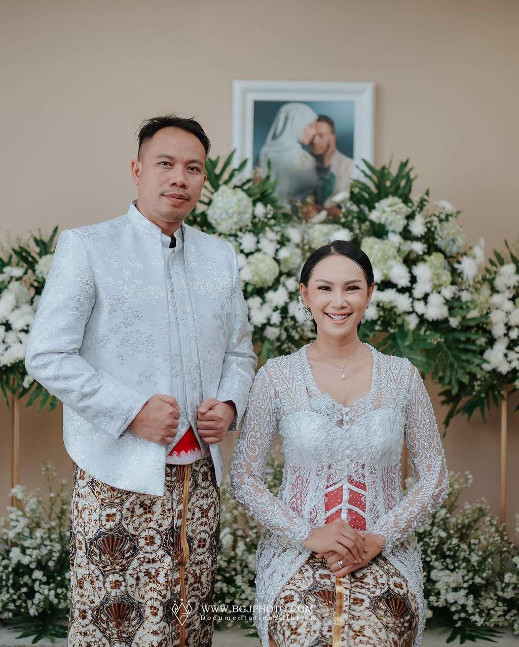 Vicky dan Kalina resmi menikah