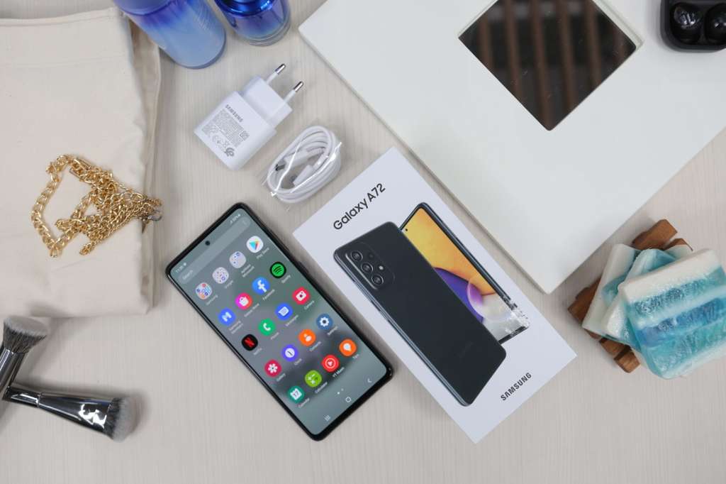Samsung Galaxy A72