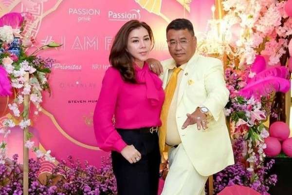 Hotman Paris dan Nurbaini Janah