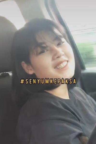 Tetap istri yang paling cantik.