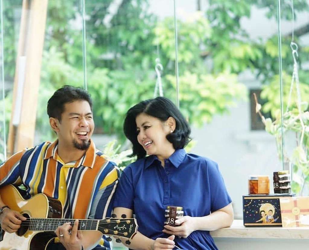 Bams Eks Samson dan Ibundanya Bams Eks Samson dan Ibundanya