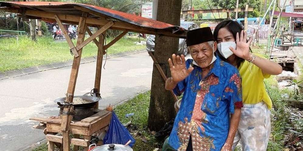 Farida Nurhan dan Mbah Camin