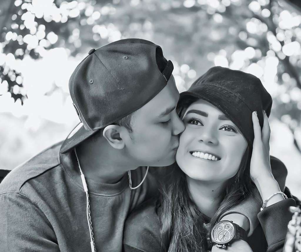 Thalita Latief dan Dennis