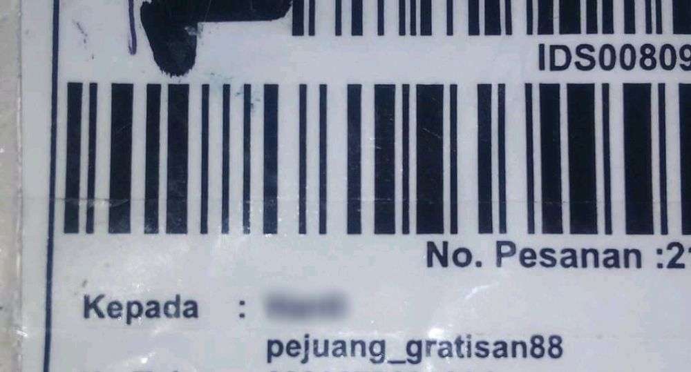 Nama penerima nyeleneh